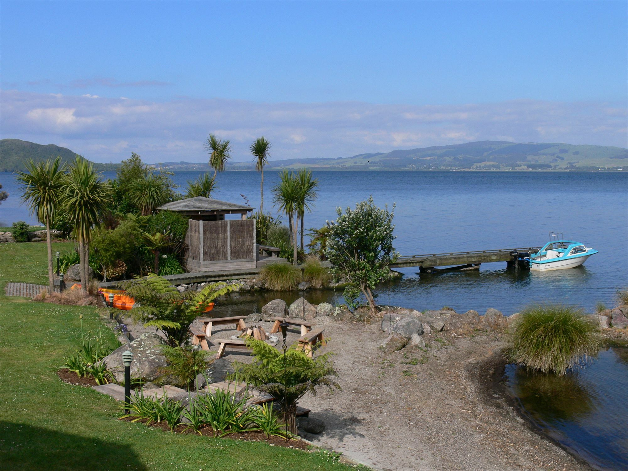 Koura Lodge Rotorua Bagian luar foto